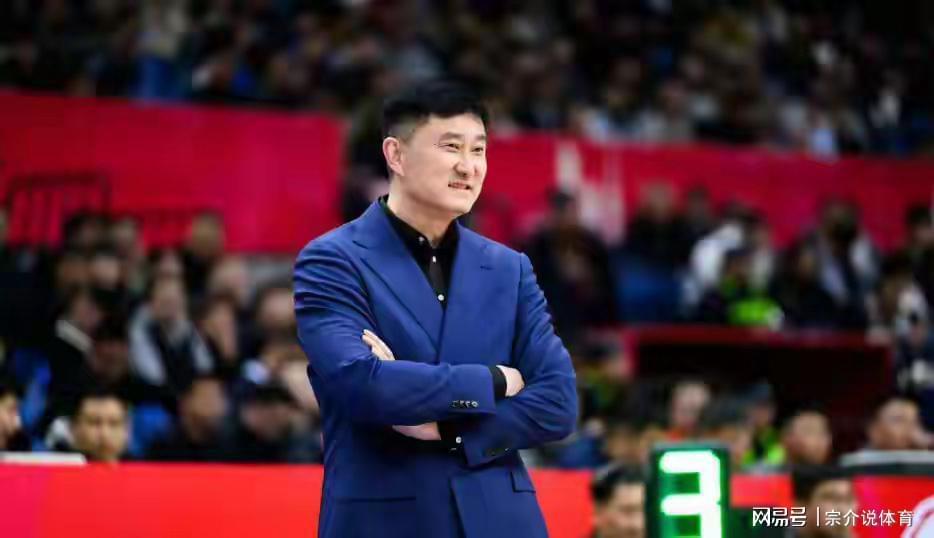 V体育官网-就是要干杜锋，广州队球迷真是放出了狠话